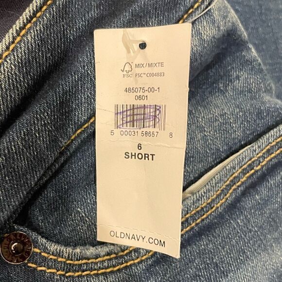 Old Navy NWT Maternity Full Panel Rockstar Super Skinny Ripped Jeans sz 6 short - Picture 12 of 14